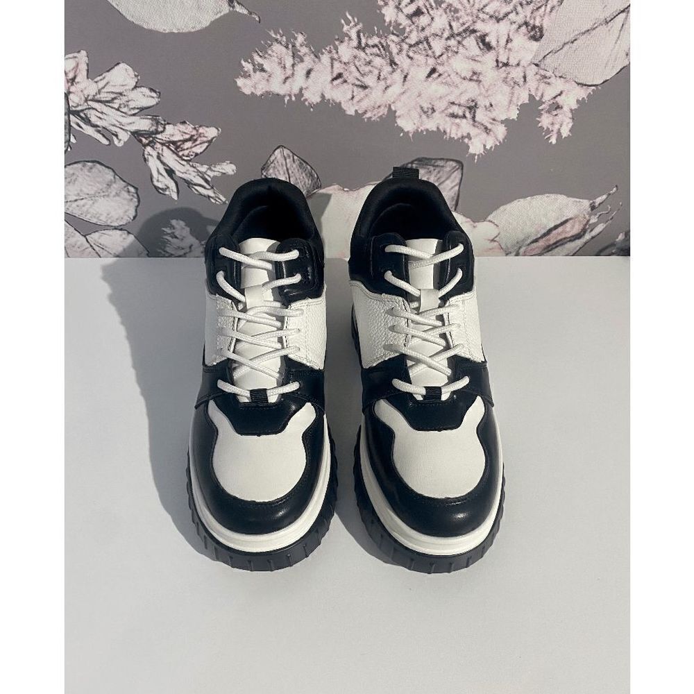 London Rebel Women’s Lace-Up Chunky Hi-Top Trainers Black & White